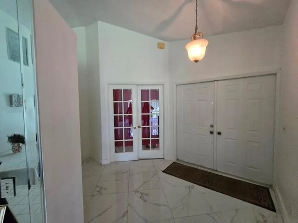 7608 Forest Green Lane Boynton Beach FL 33436