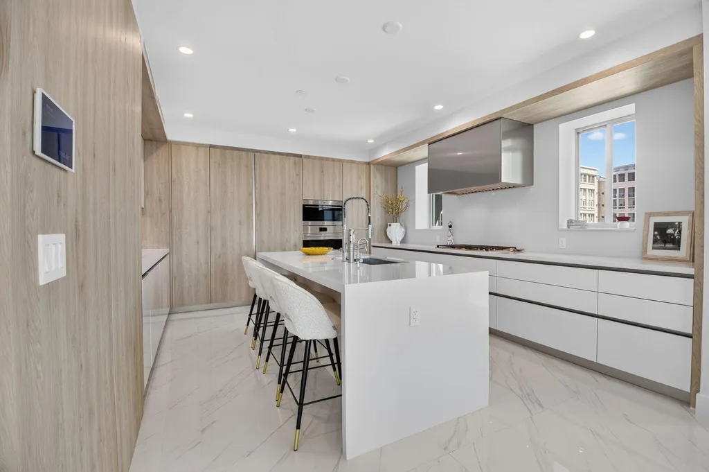 495 E Royal Palm Road Boca Raton FL 33432