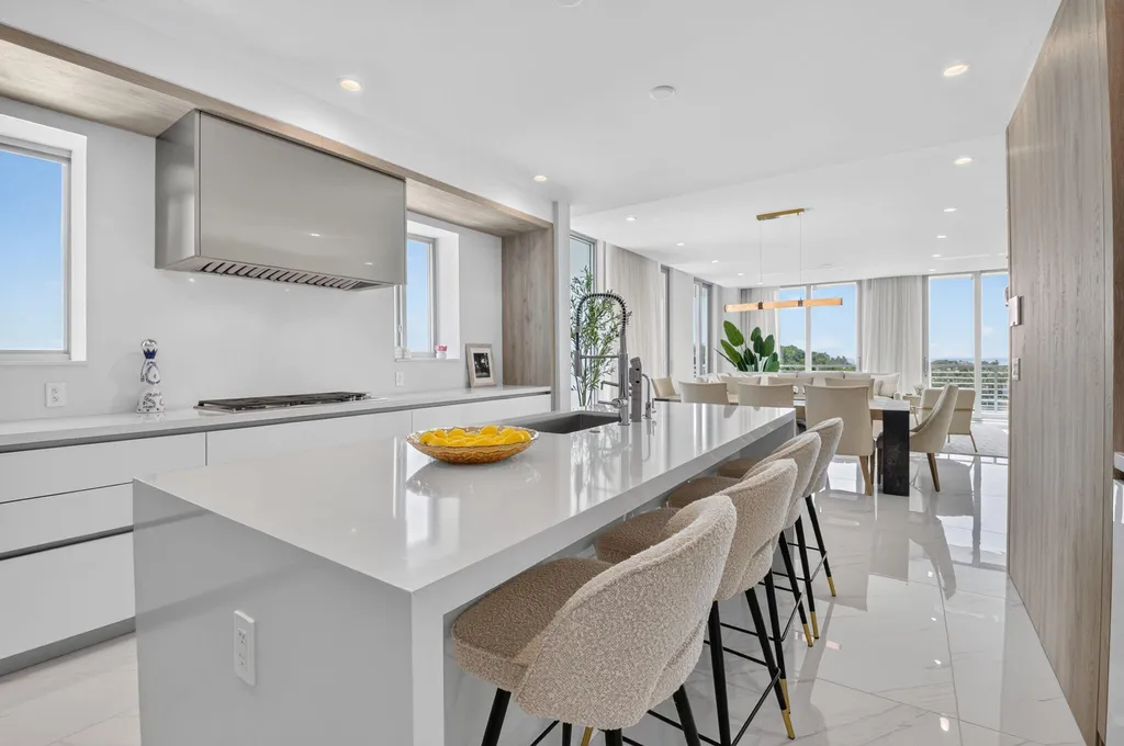 495 E Royal Palm Road Boca Raton FL 33432