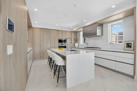 495 E Royal Palm Road Boca Raton FL 33432