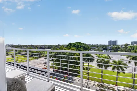495 E Royal Palm Road Boca Raton FL 33432