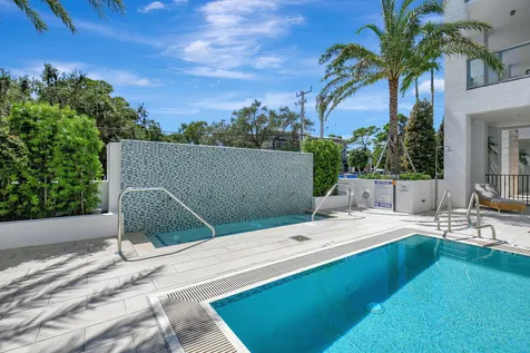 495 E Royal Palm Road Boca Raton FL 33432