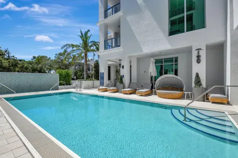 495 E Royal Palm Road Boca Raton FL 33432