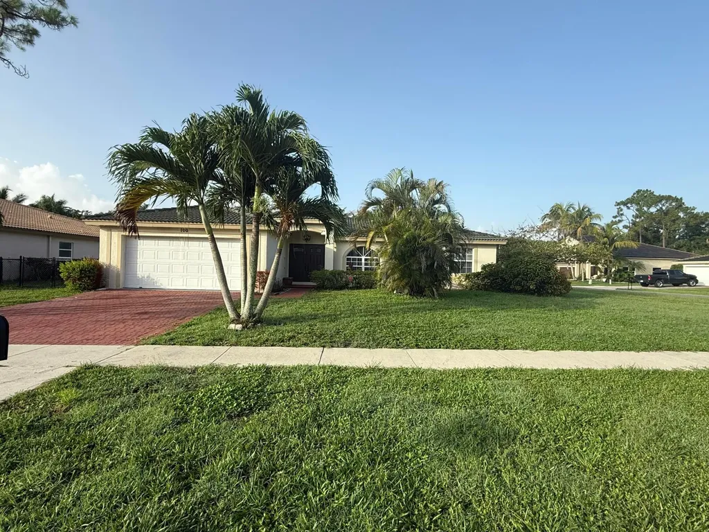 100 Cocoplum Circle Royal Palm Beach FL 33411