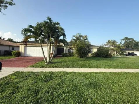 100 Cocoplum Circle Royal Palm Beach FL 33411