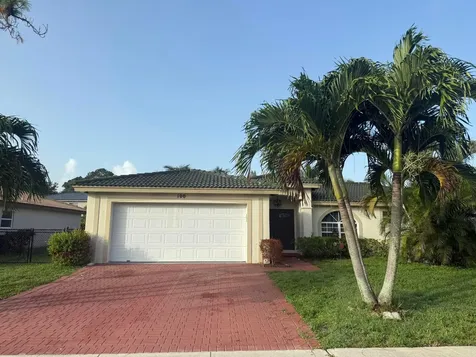 100 Cocoplum Circle Royal Palm Beach FL 33411