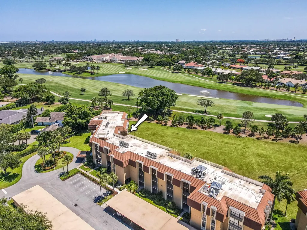 5350 Woodland Lakes Drive Palm Beach Gardens FL 33418