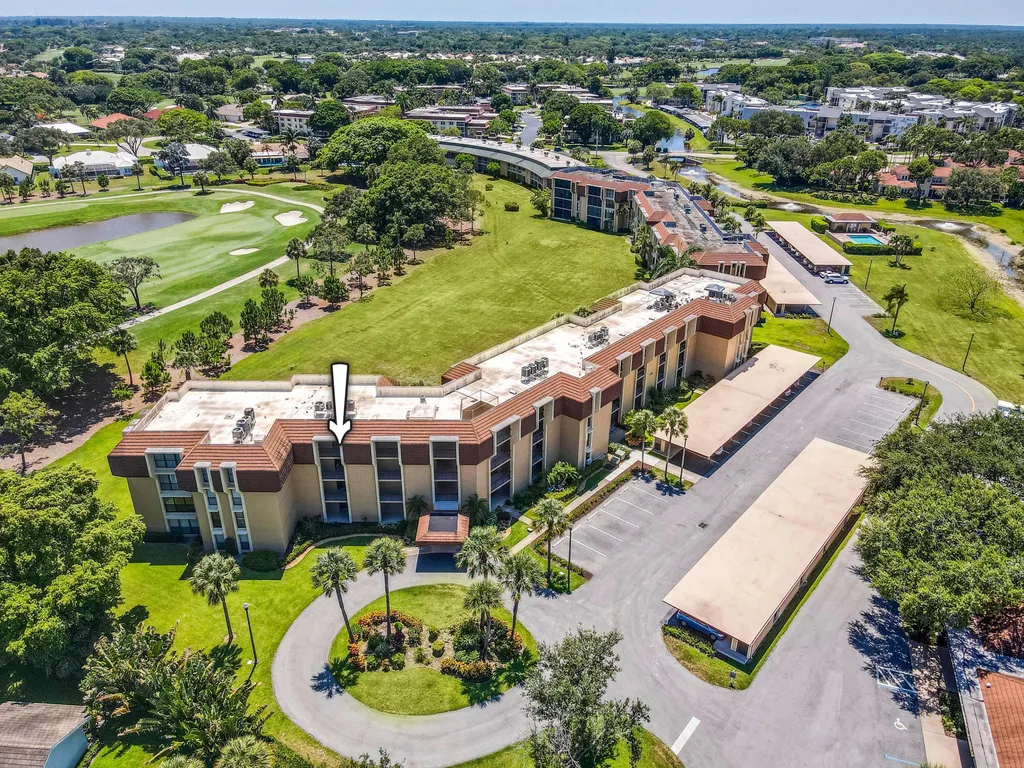 5350 Woodland Lakes Drive Palm Beach Gardens FL 33418