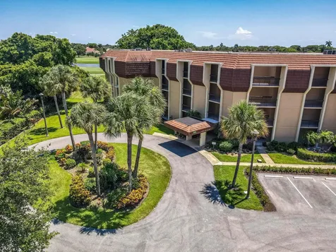 5350 Woodland Lakes Drive Palm Beach Gardens FL 33418