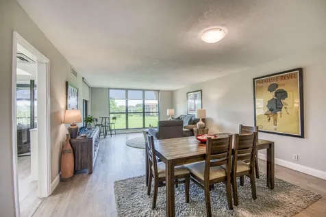 5350 Woodland Lakes Drive Palm Beach Gardens FL 33418