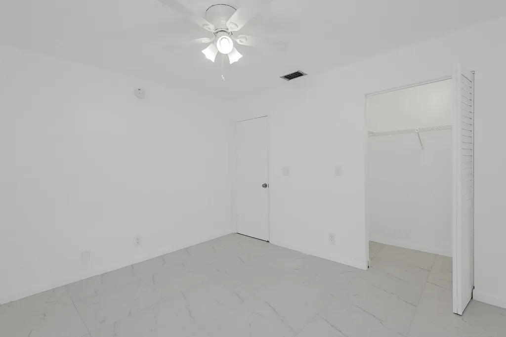 10675 Royal Palm Boulevard Coral Springs FL