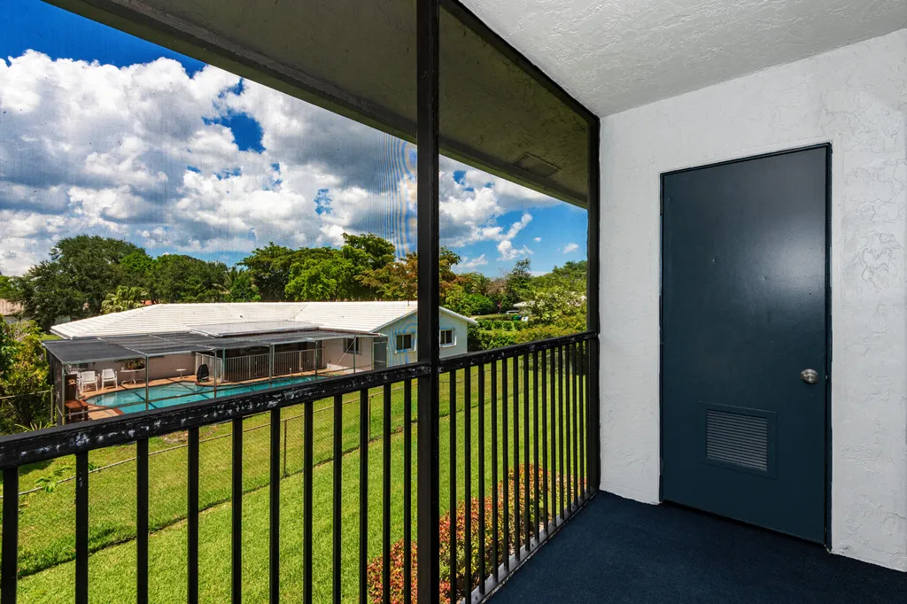 10675 Royal Palm Boulevard Coral Springs FL