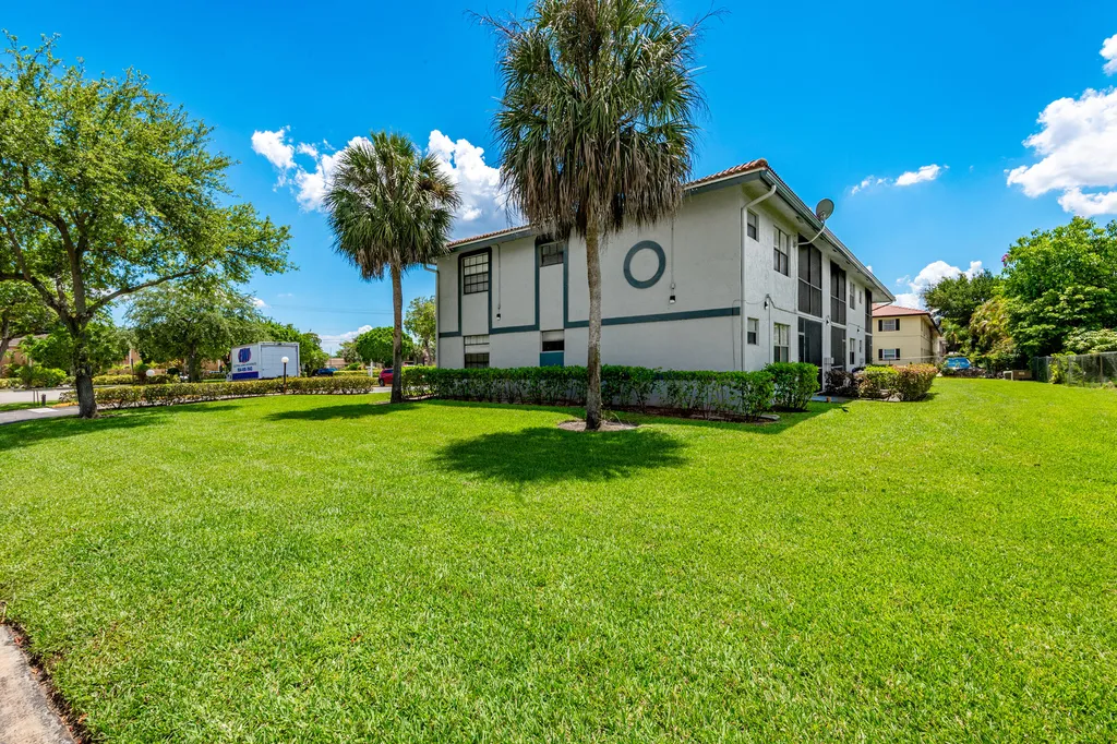 10675 Royal Palm Boulevard Coral Springs FL