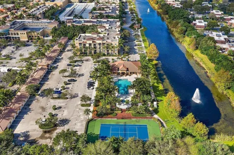 4905 Midtown Lane Palm Beach Gardens FL 33418
