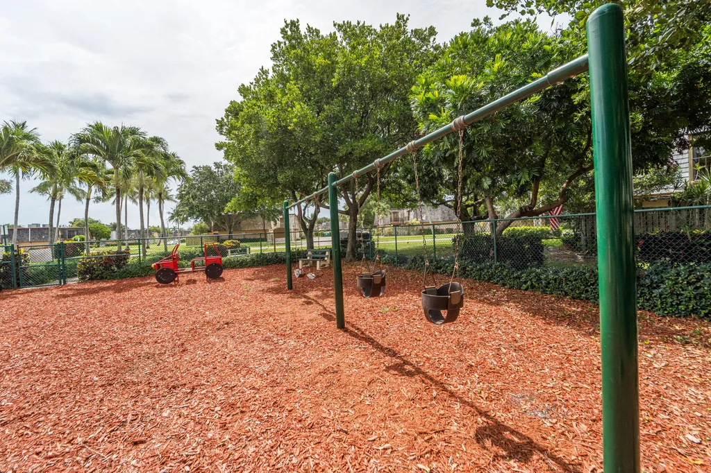 85 Lake Arbor Drive Palm Springs FL 33461