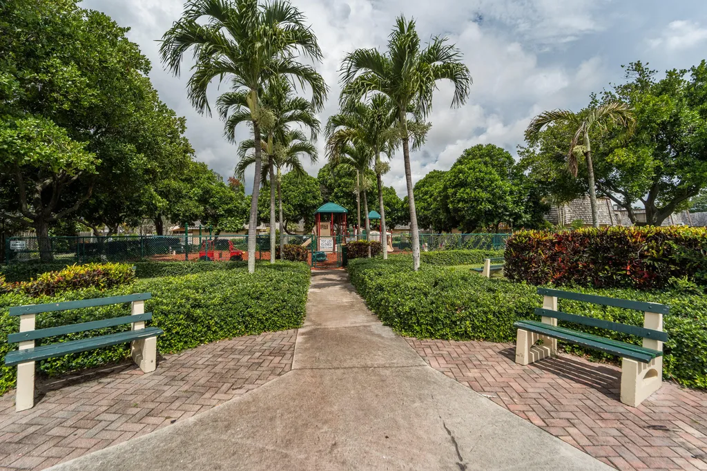 85 Lake Arbor Drive Palm Springs FL 33461