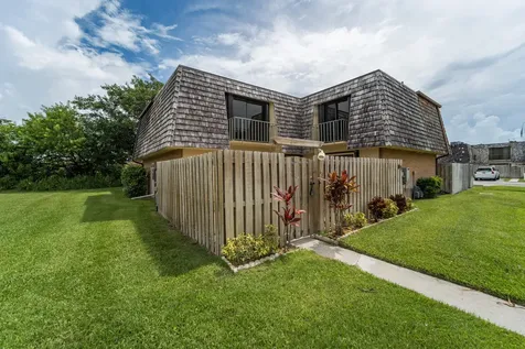 85 Lake Arbor Drive Palm Springs FL 33461