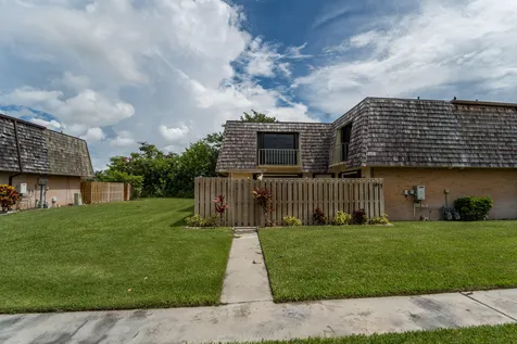 85 Lake Arbor Drive Palm Springs FL 33461