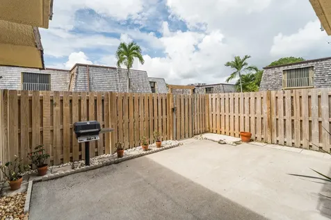 85 Lake Arbor Drive Palm Springs FL 33461
