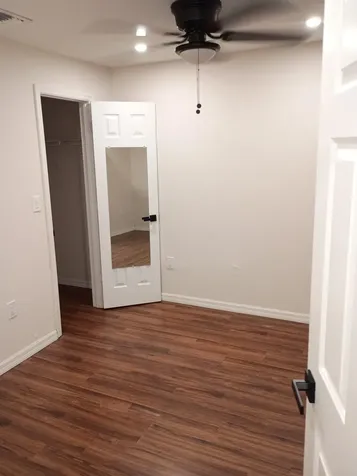 2421 N 40th Avenue Hollywood FL 33021