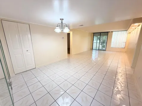 7650 W Mcnab Road Tamarac FL 33321