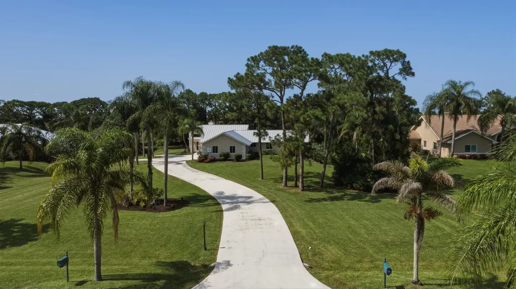 4101 SW Bimini Circle N Palm City FL 34990
