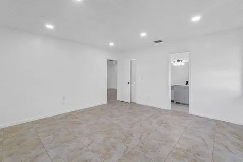 1620 Granfern Avenue West Palm Beach FL 33415