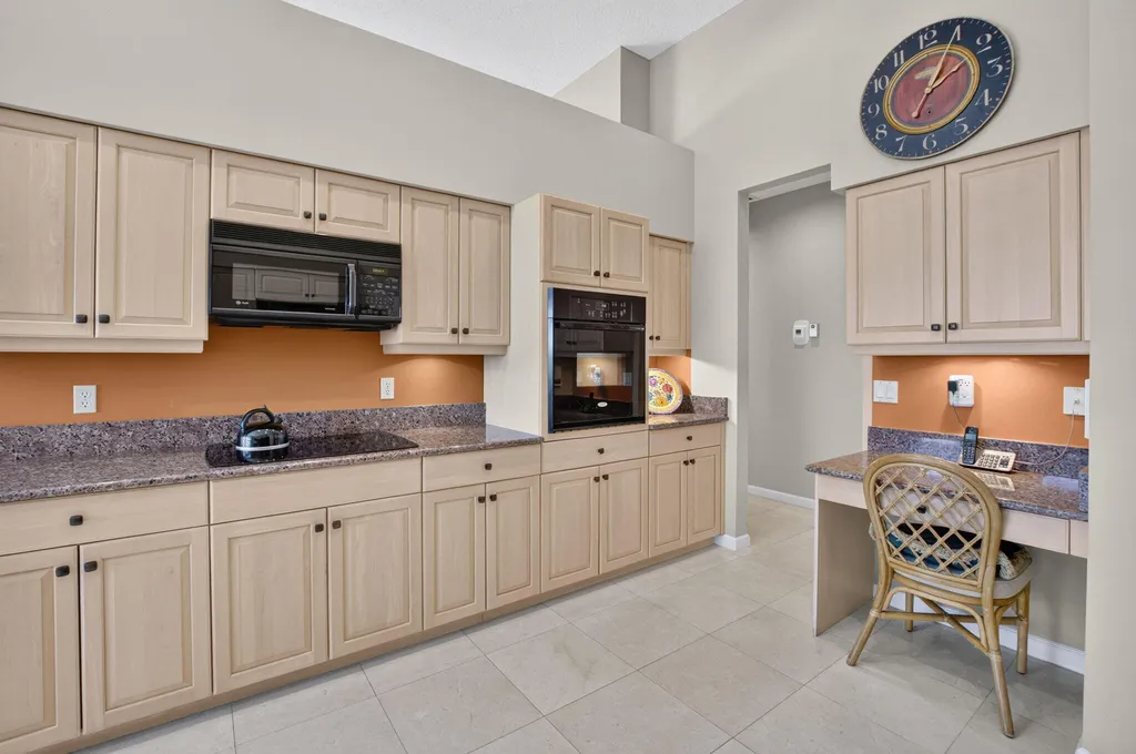 8064 Desmond Drive Boynton Beach FL 33472