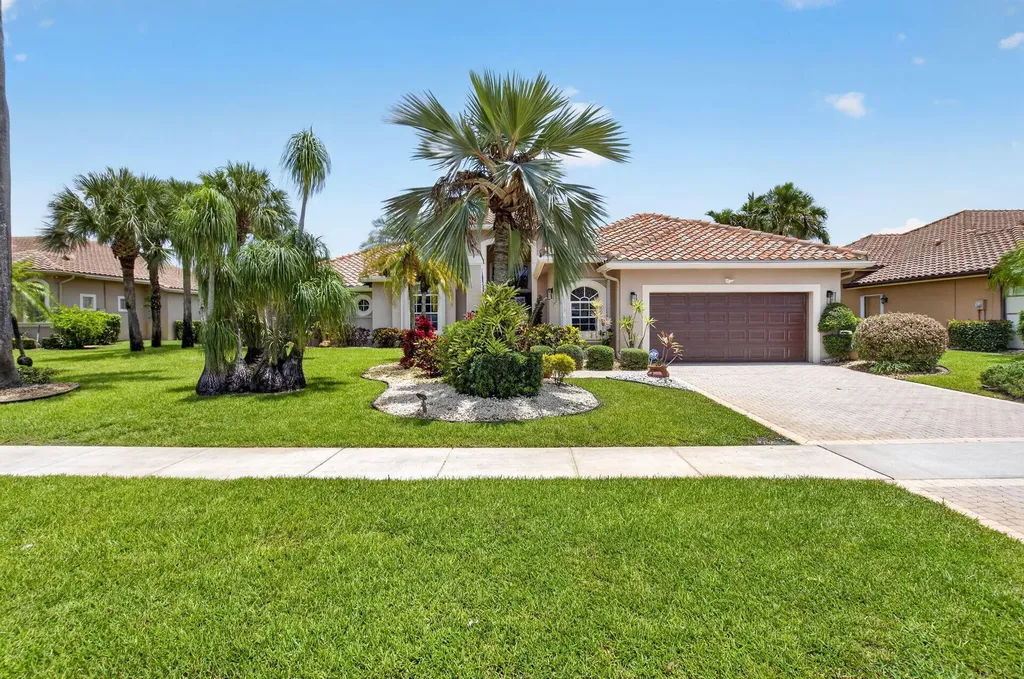 8064 Desmond Drive Boynton Beach FL 33472