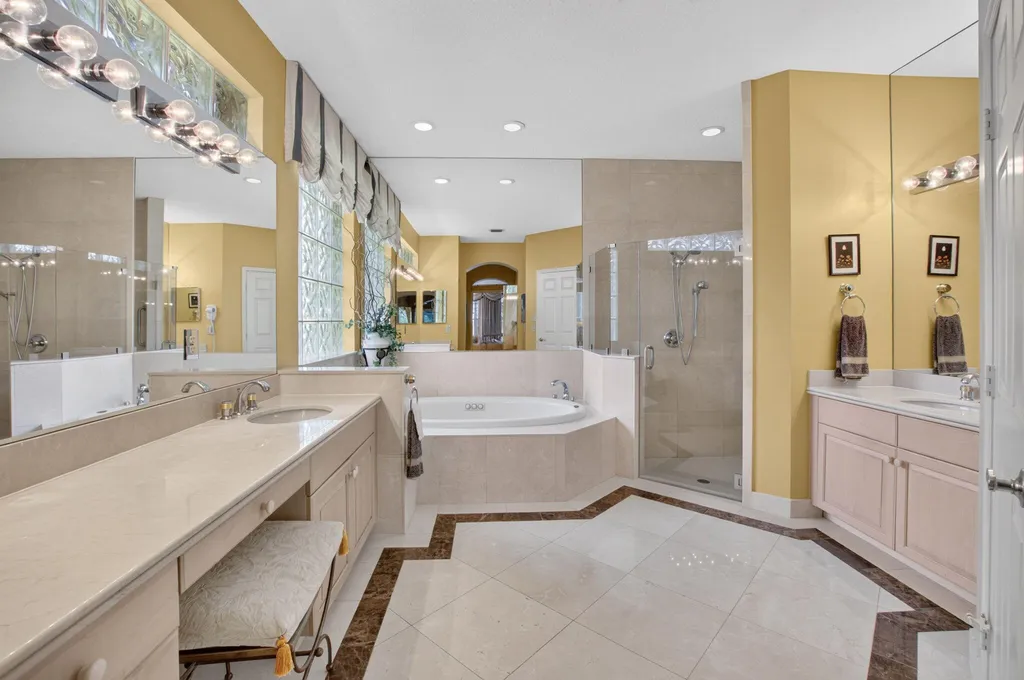8064 Desmond Drive Boynton Beach FL 33472