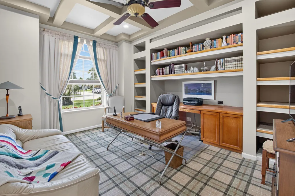 8064 Desmond Drive Boynton Beach FL 33472