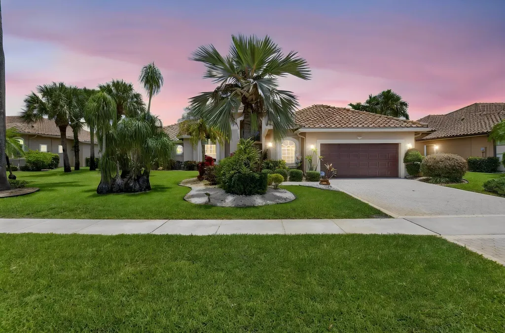 8064 Desmond Drive Boynton Beach FL 33472