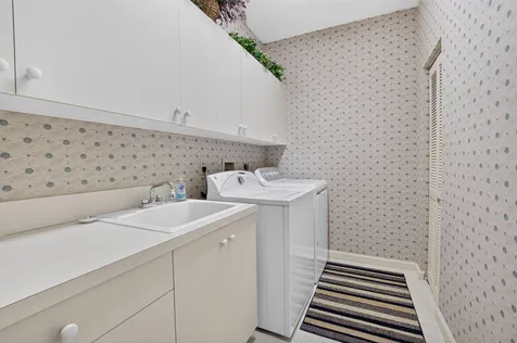 8064 Desmond Drive Boynton Beach FL 33472