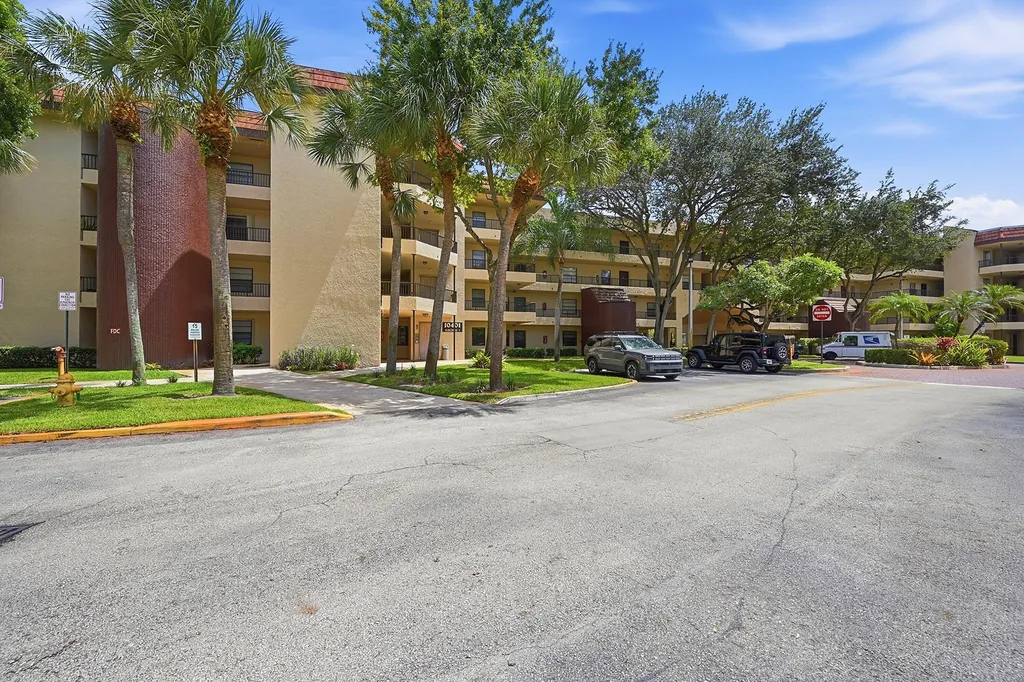 10401 W Broward Boulevard Plantation FL 33324