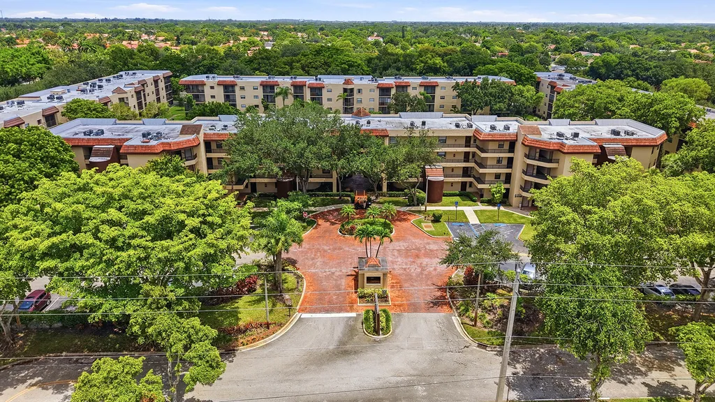 10401 W Broward Boulevard Plantation FL 33324