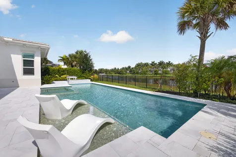 9336 Coral Isle Circle Palm Beach Gardens FL 33412