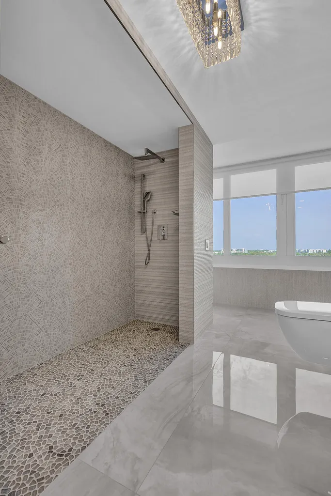 201 N Riverside Drive Pompano Beach FL 33062