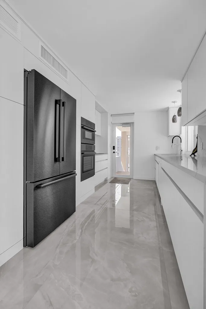 201 N Riverside Drive Pompano Beach FL 33062
