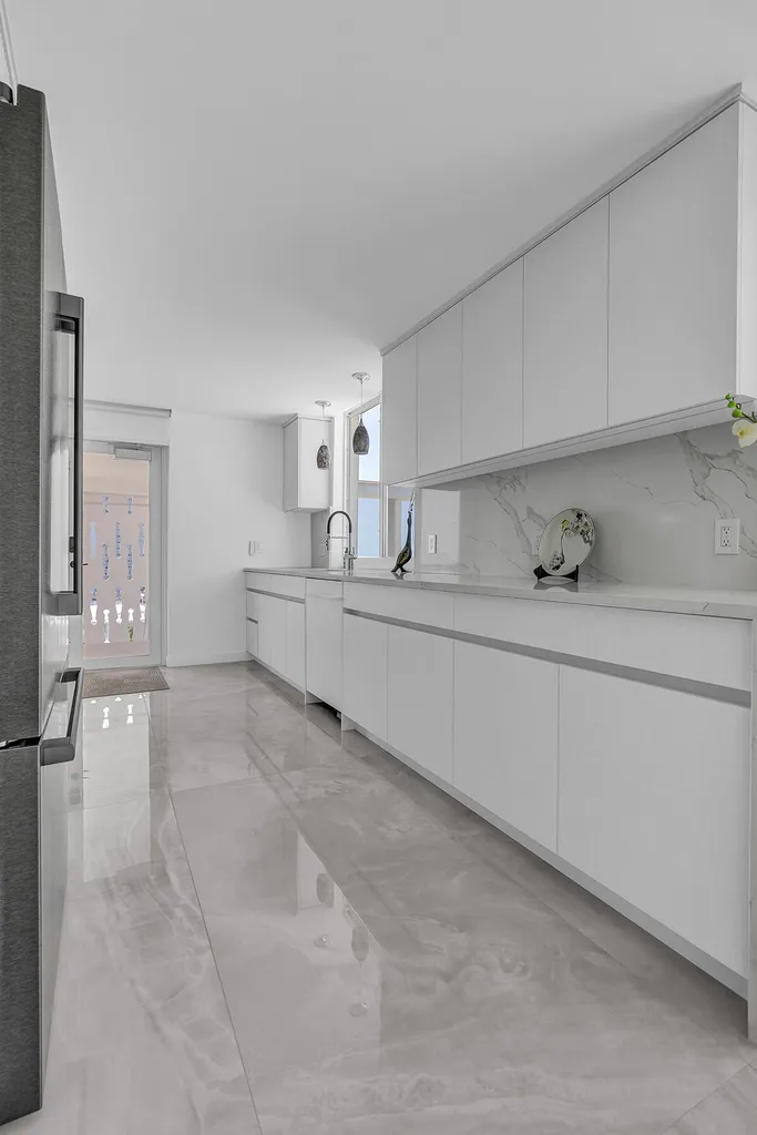 201 N Riverside Drive Pompano Beach FL 33062