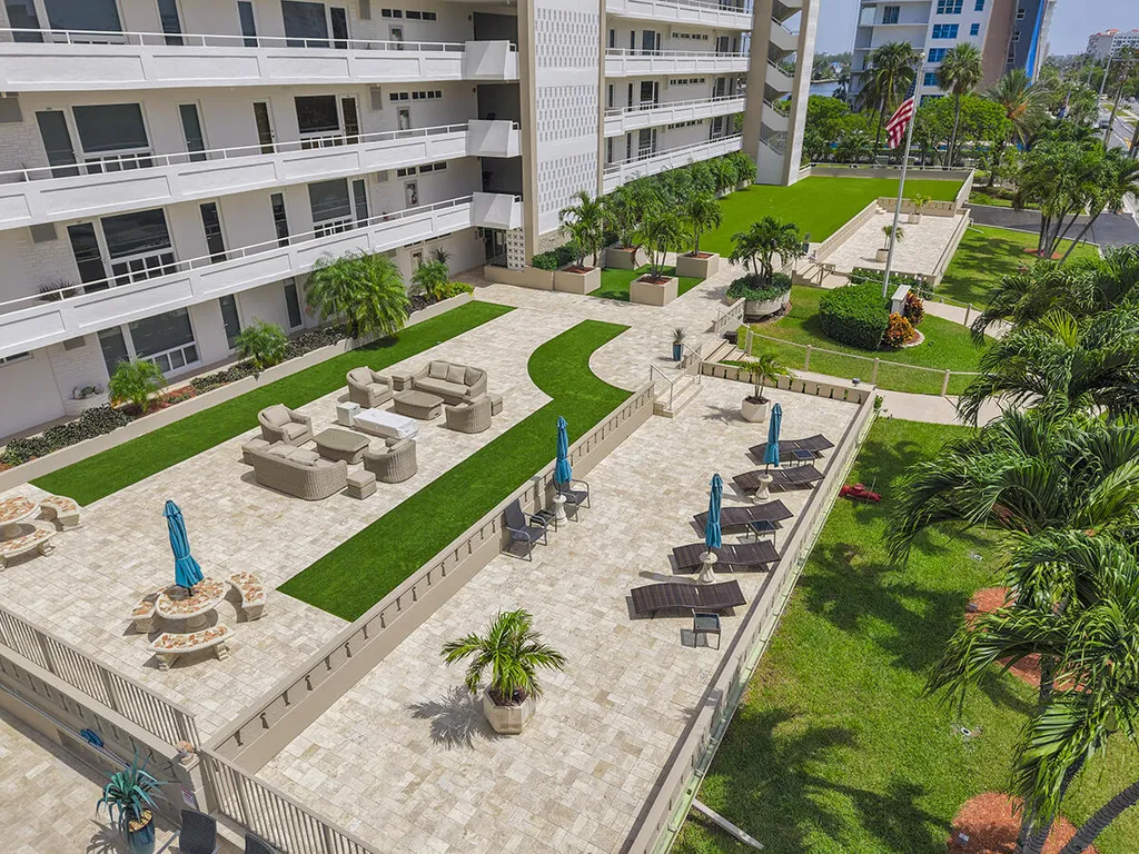 201 N Riverside Drive Pompano Beach FL 33062