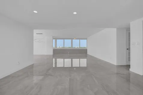 201 N Riverside Drive Pompano Beach FL 33062