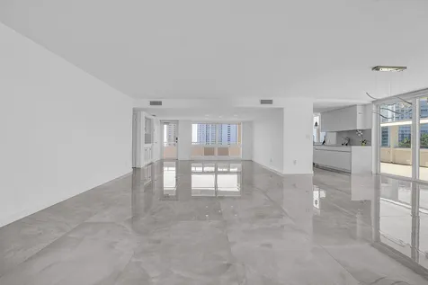 201 N Riverside Drive Pompano Beach FL 33062