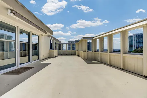 201 N Riverside Drive Pompano Beach FL 33062