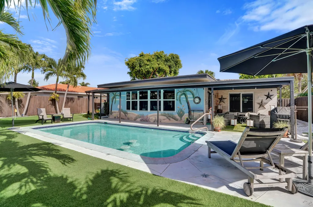 2117 NE 62nd Court Fort Lauderdale FL 33308