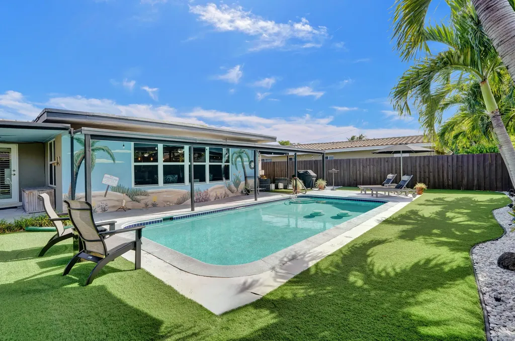 2117 NE 62nd Court Fort Lauderdale FL 33308