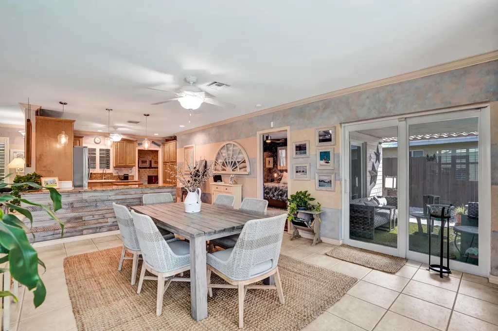 2117 NE 62nd Court Fort Lauderdale FL 33308