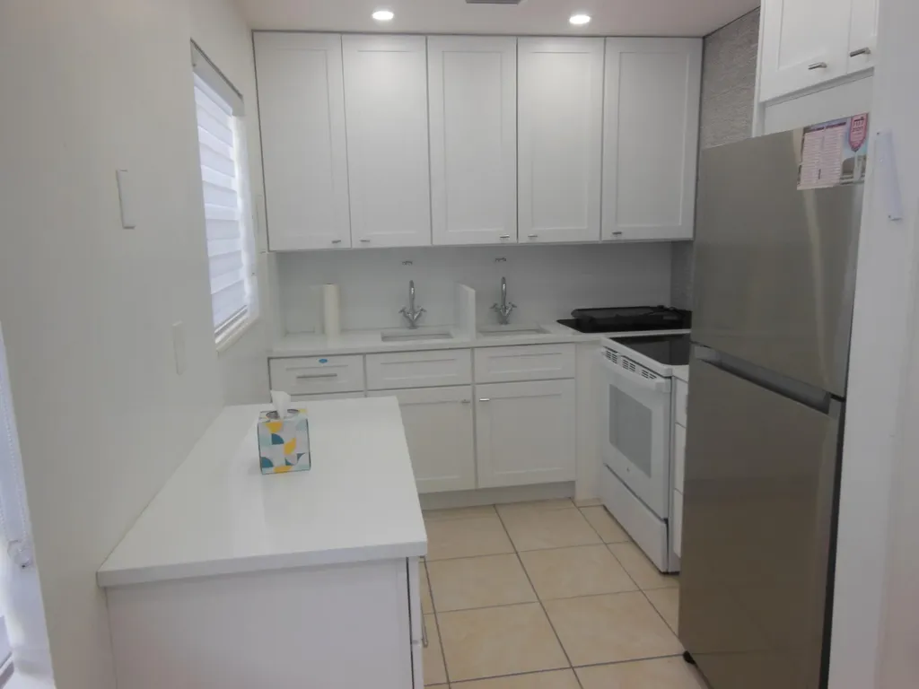 156 Andover F West Palm Beach FL 33417