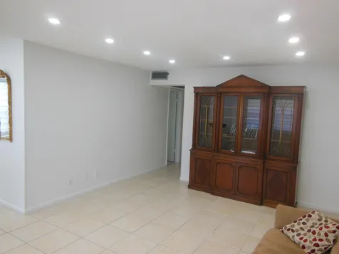 156 Andover F West Palm Beach FL 33417