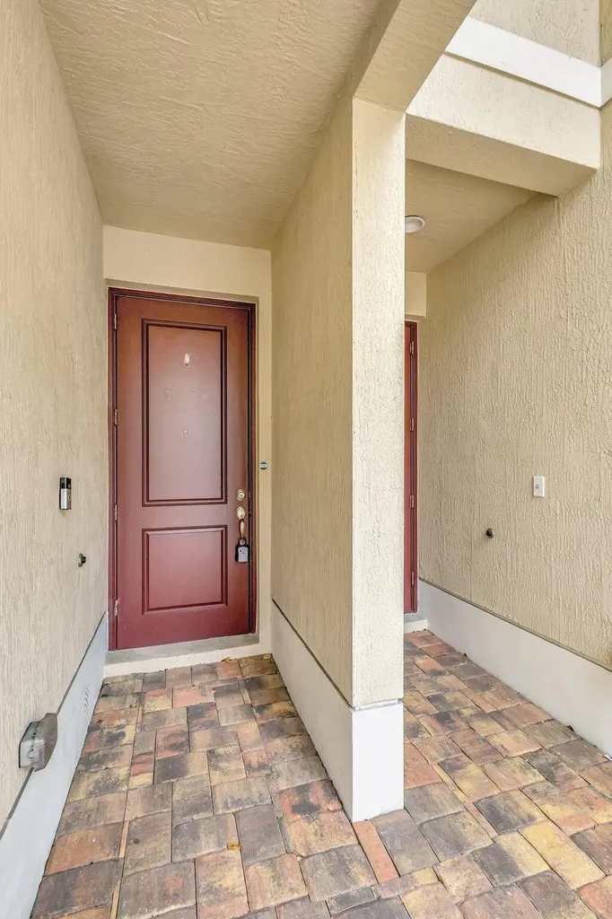 91 Palm Lane Royal Palm Beach FL 33411