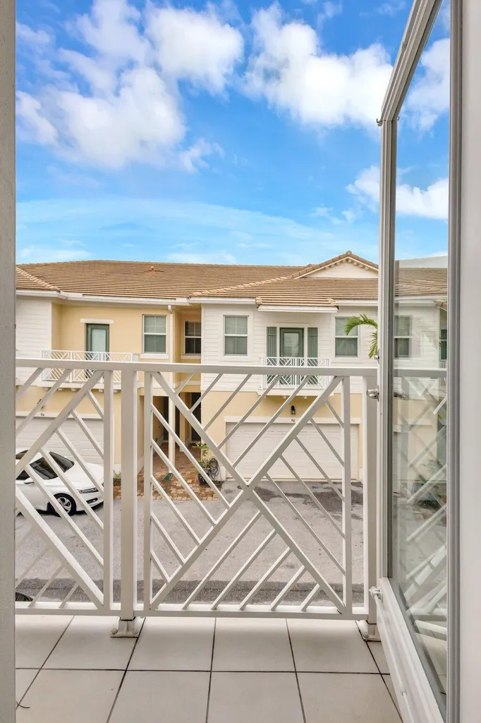 91 Palm Lane Royal Palm Beach FL 33411